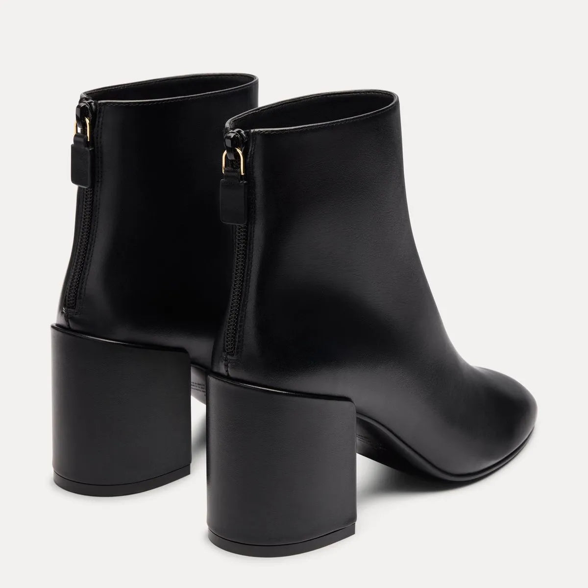 Bacari Zip Bootie 75 - Black Leather