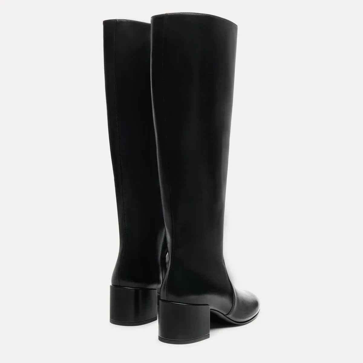 Bacari Knee-High Boot 50 - Black Leather