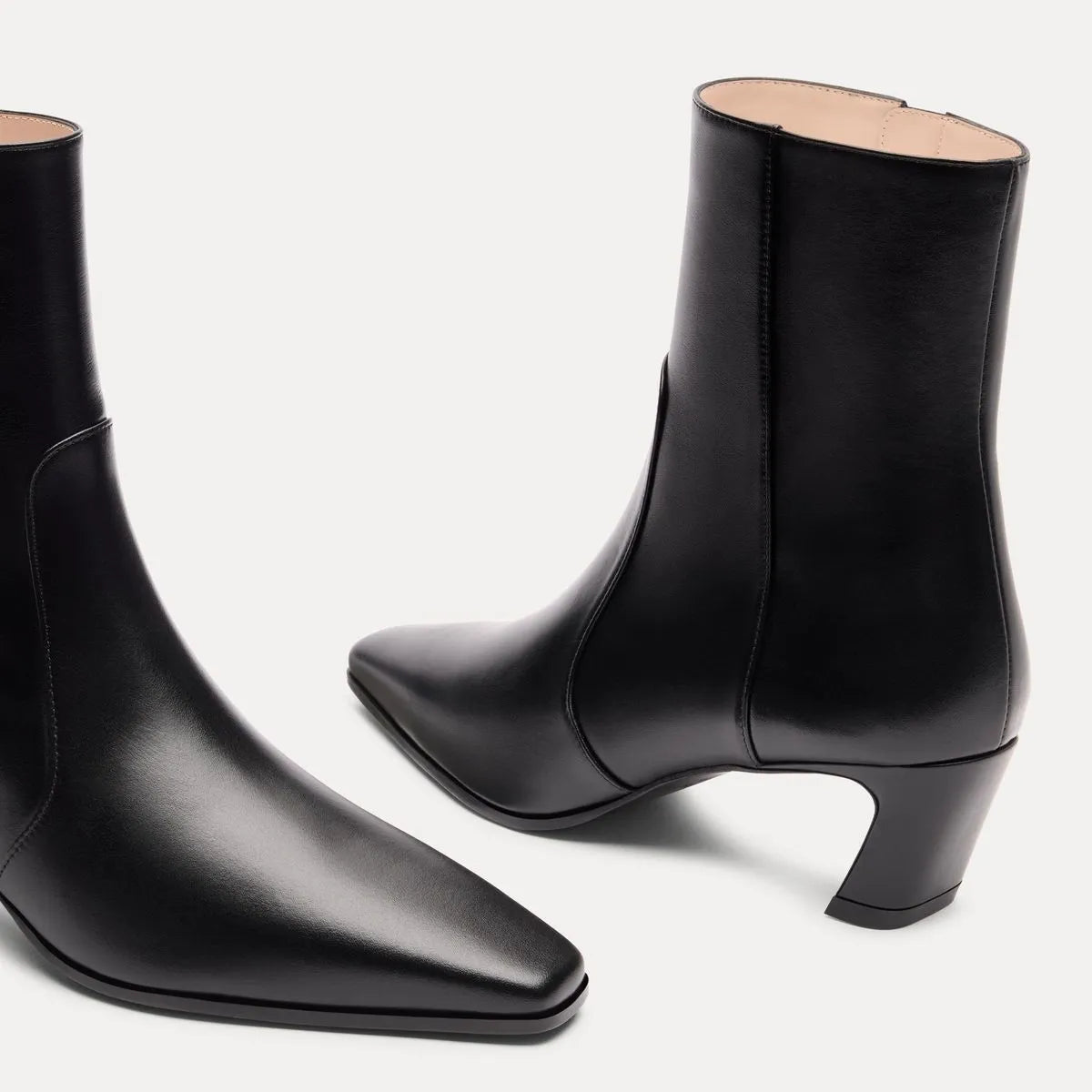 Stassi Zip Bootie 50 - Black Leather